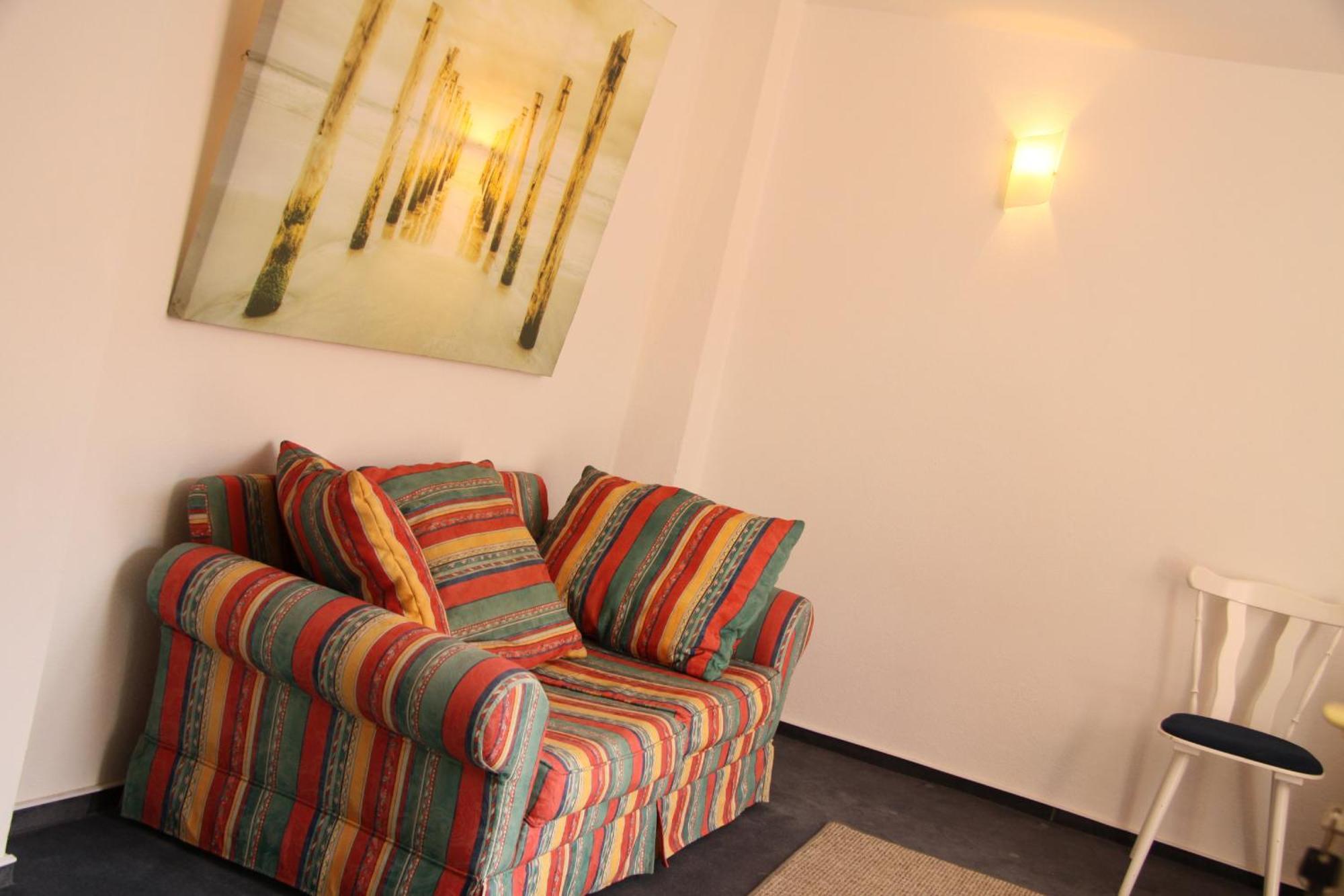 Freundliches Appartement - Bitte Angaben Zum Gastgeber Lesen Wehrheim المظهر الخارجي الصورة